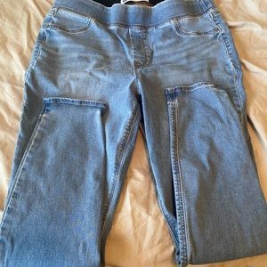 Old Navy Rockstar Super Skinny Jeggings Size 14